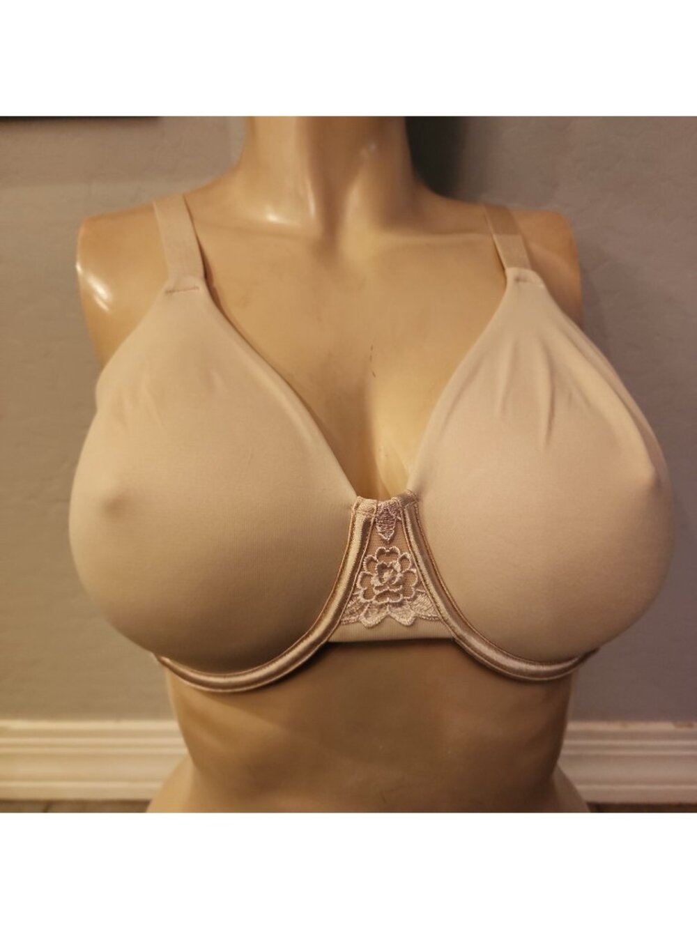 Vanity Fair Bra 38D Nude Underwire Unlined 76080
